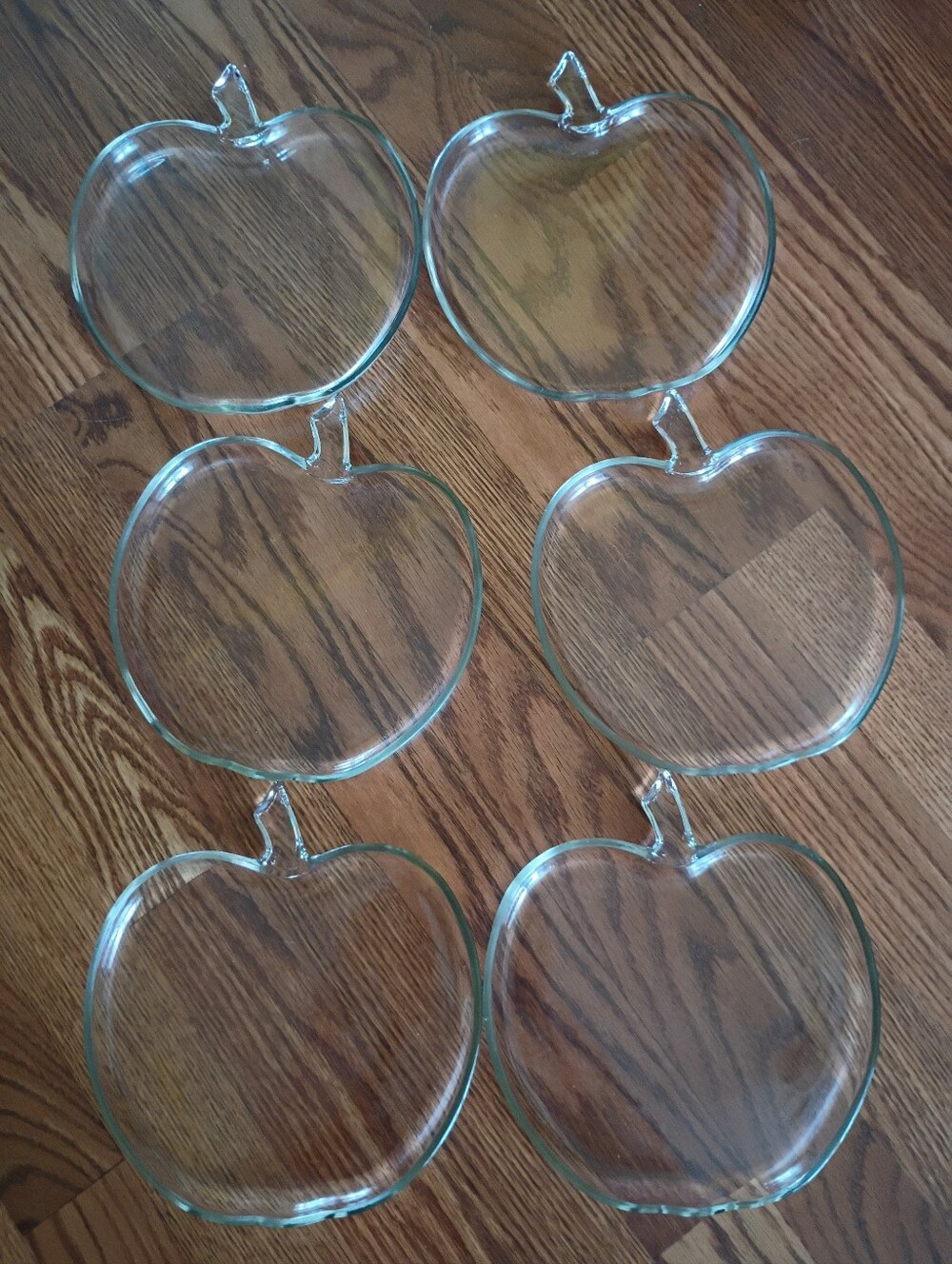 Set Of 6 Clear Glass Apple Plates, Approximately 7"X6 1/2", Excellent Condition